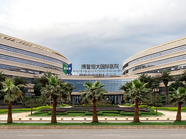 博鰲恒大國際醫院應用氟碳漆案例